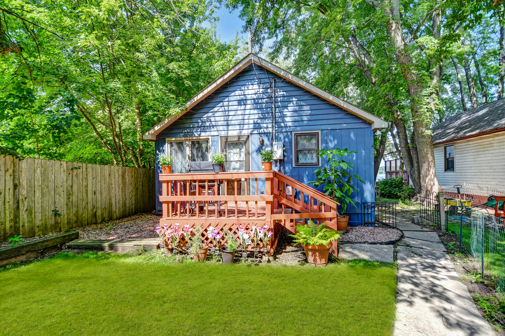 50 N Lake Avenue, Fox Lake, IL 60020
