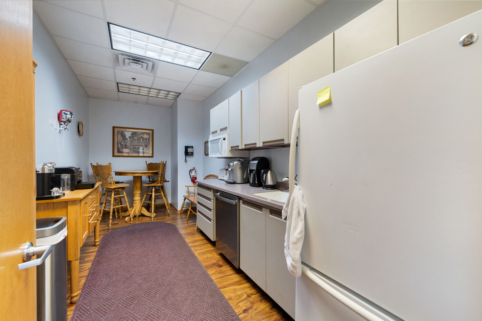 6803 Kingery Highway, Willowbrook, IL 60527