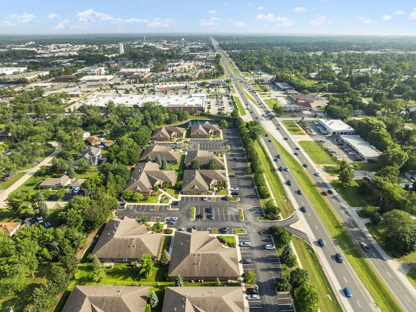 6803 Kingery Highway, Willowbrook, IL 60527