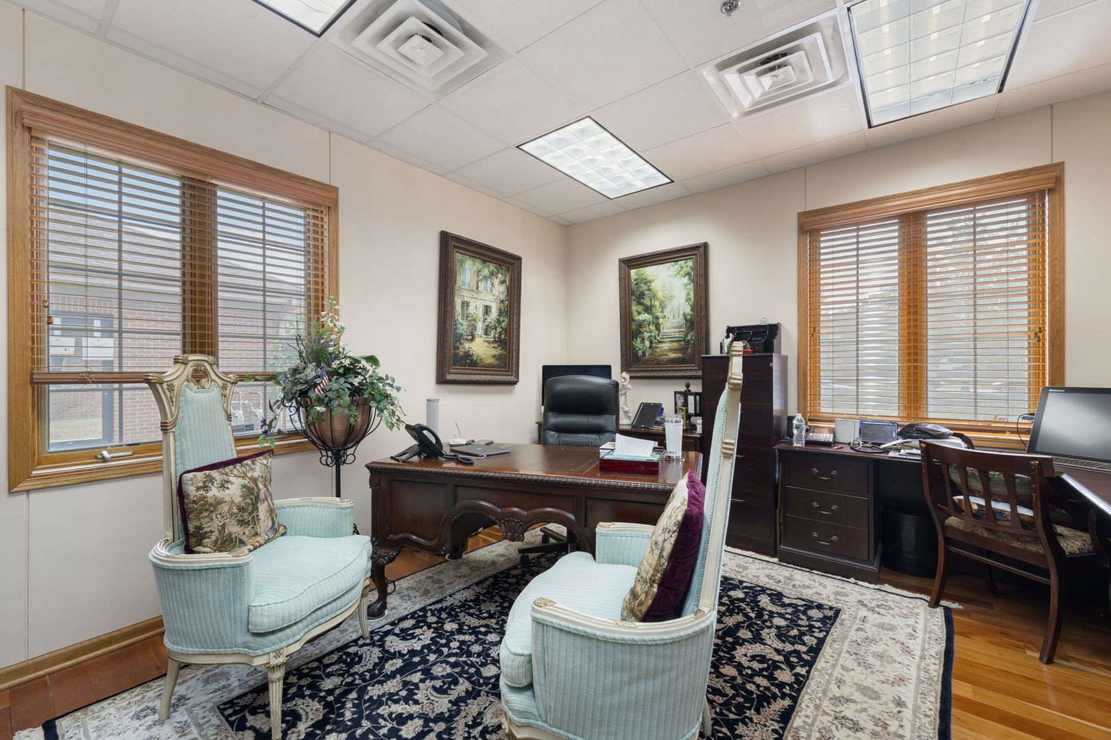 6803 Kingery Highway, Willowbrook, IL 60527