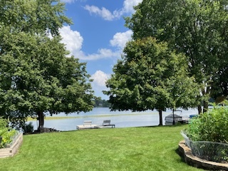 303 Mainsail Drive, Third Lake, IL 60030