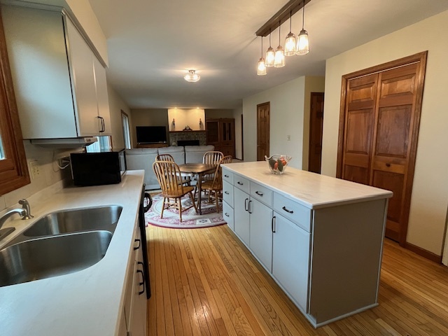 303 Mainsail Drive, Third Lake, IL 60030