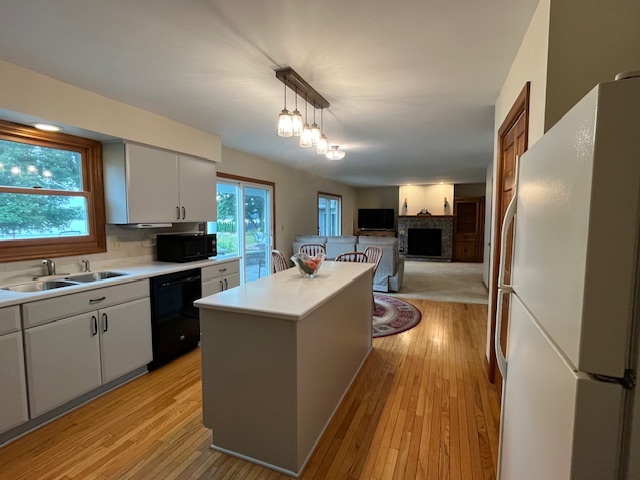 303 Mainsail Drive, Third Lake, IL 60030