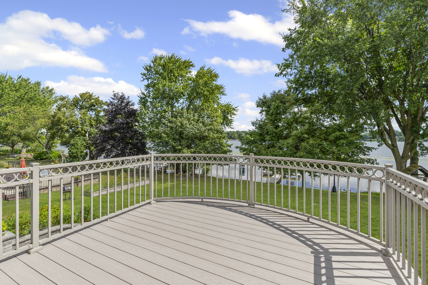 303 Mainsail Drive, Third Lake, IL 60030