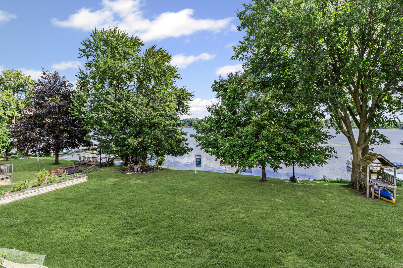 303 Mainsail Drive, Third Lake, IL 60030