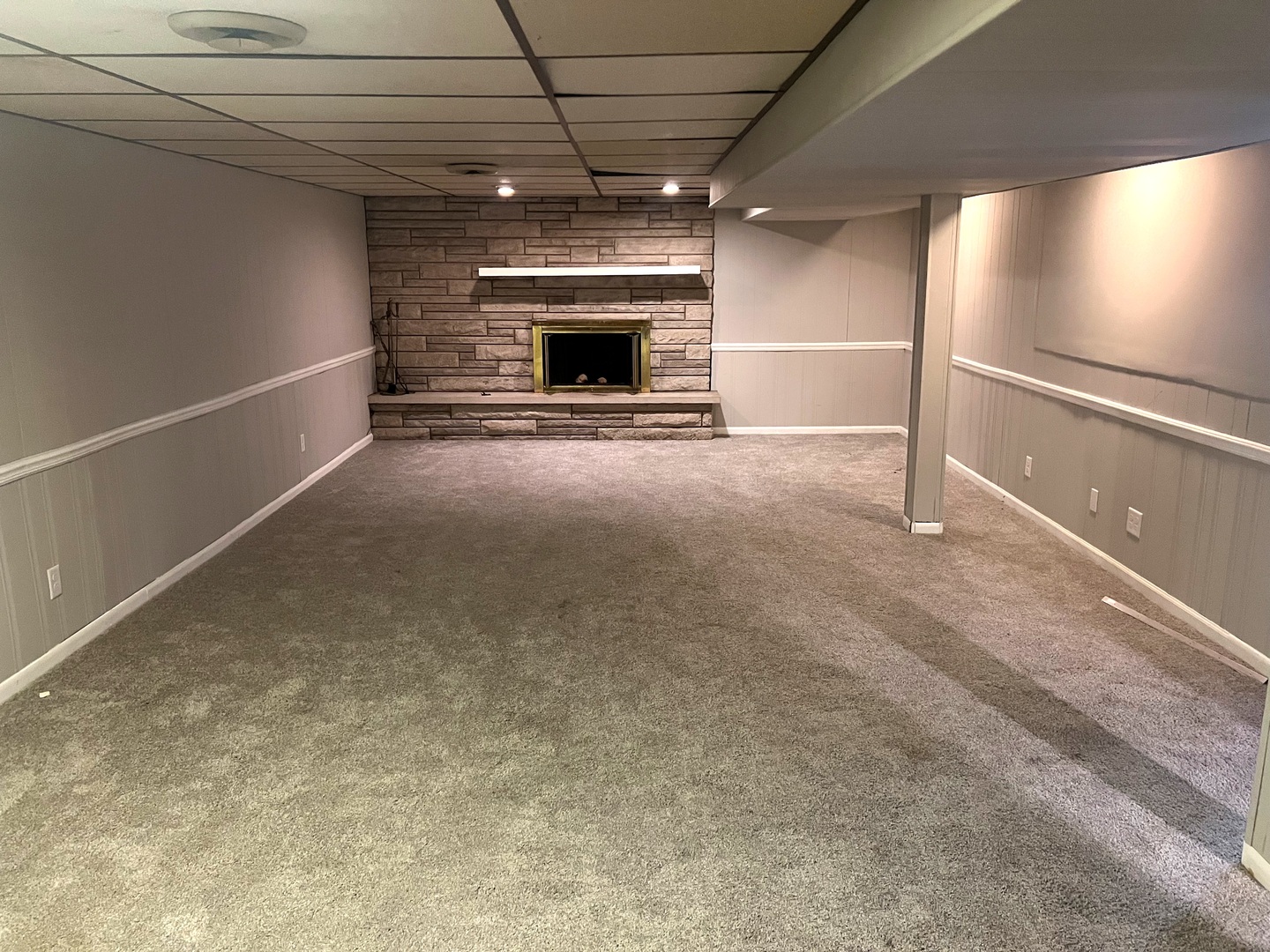 16927 Langley Avenue, South Holland, IL 60473