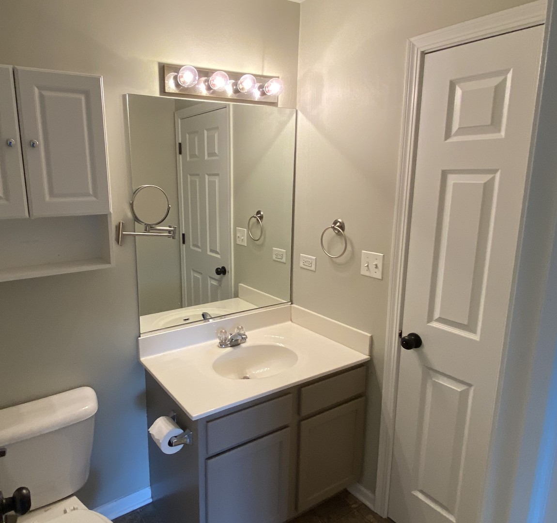 616 Springbrook Trail #0, Oswego, IL 60543