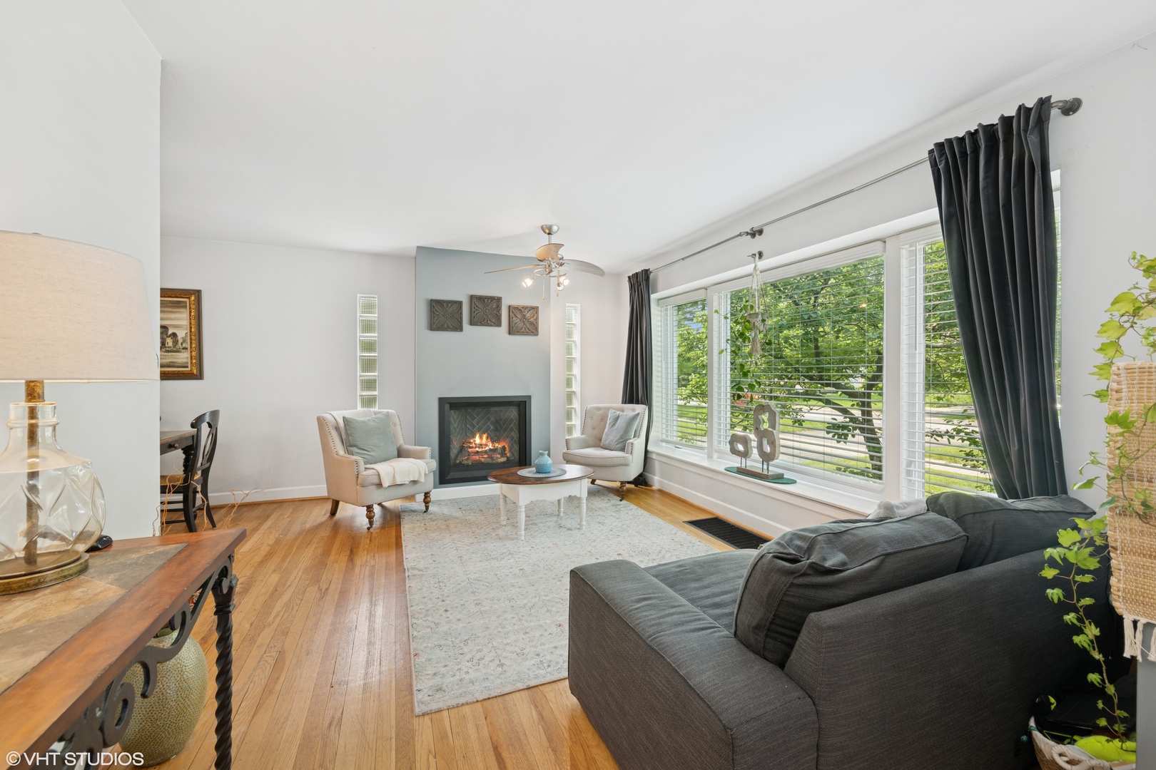 731 N Patton Avenue, Arlington Heights, IL 60004