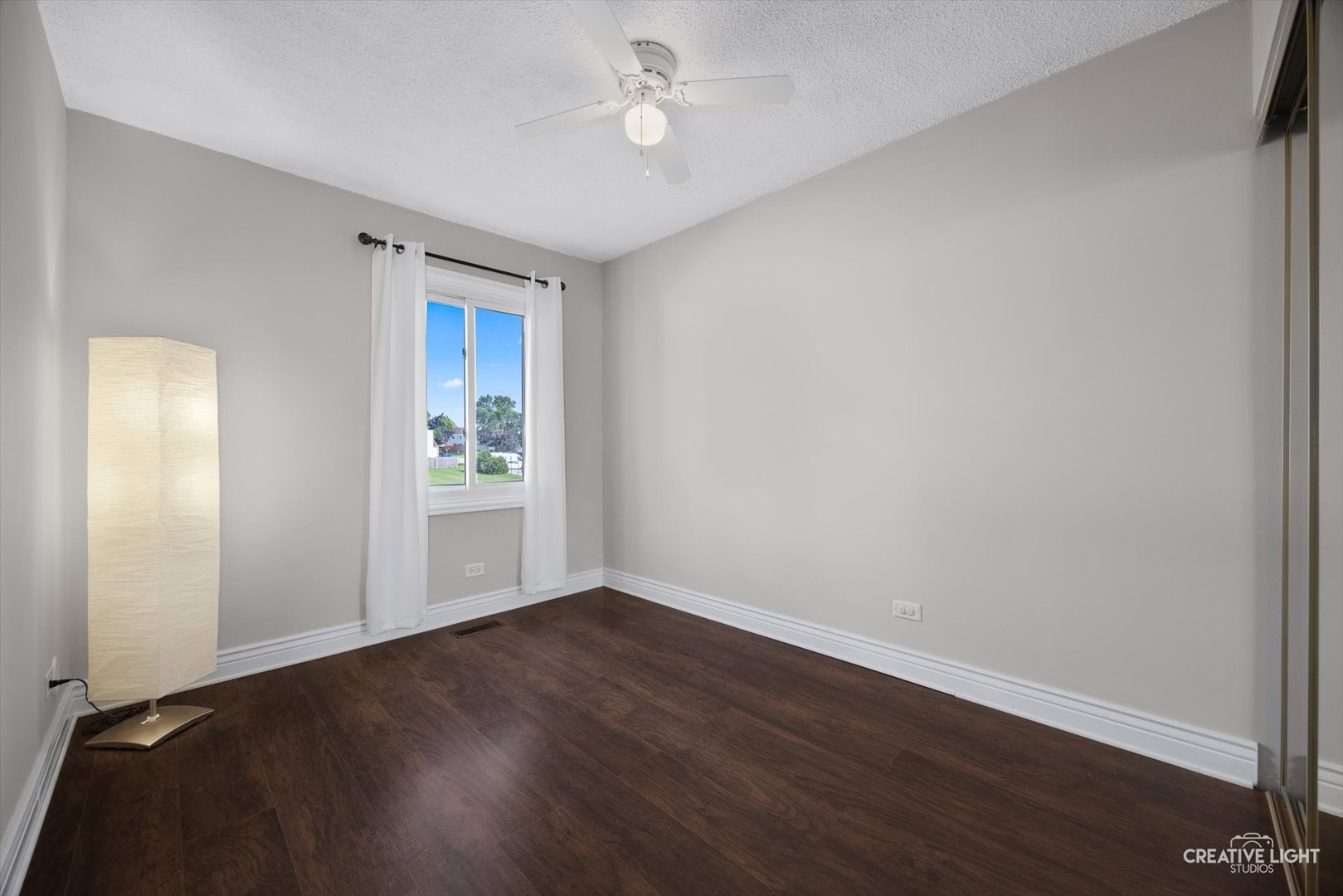 730 Weymouth Circle, Hanover Park, IL 60133