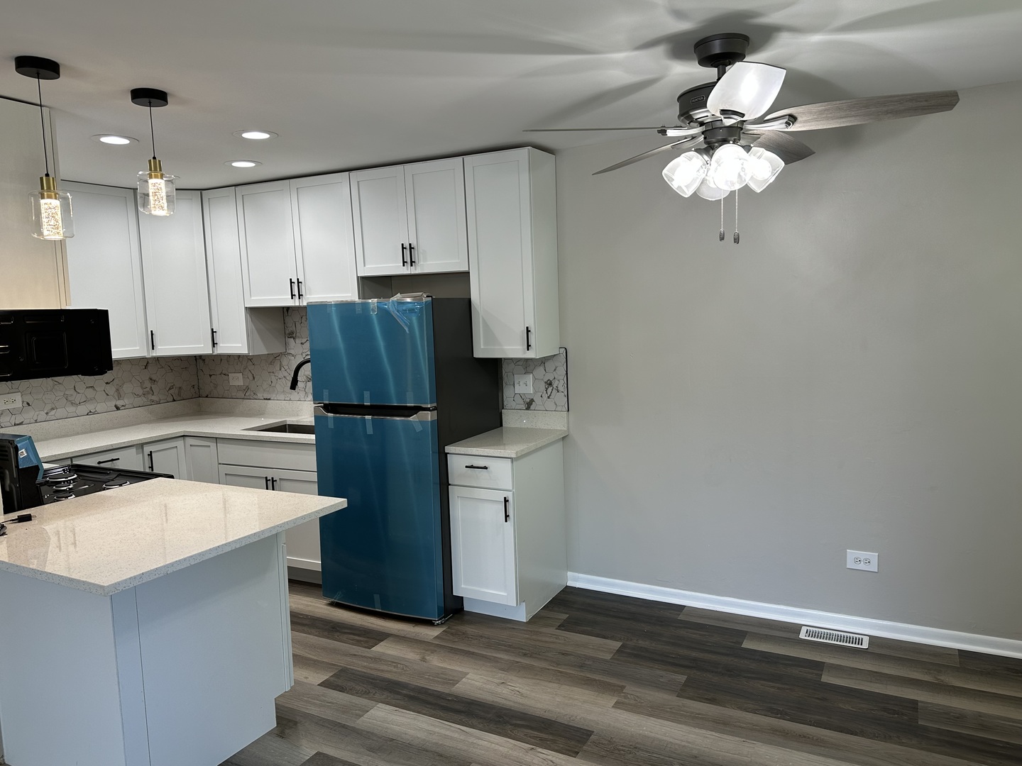 19130 Pine Drive #19130, Country Club Hills, IL 60478