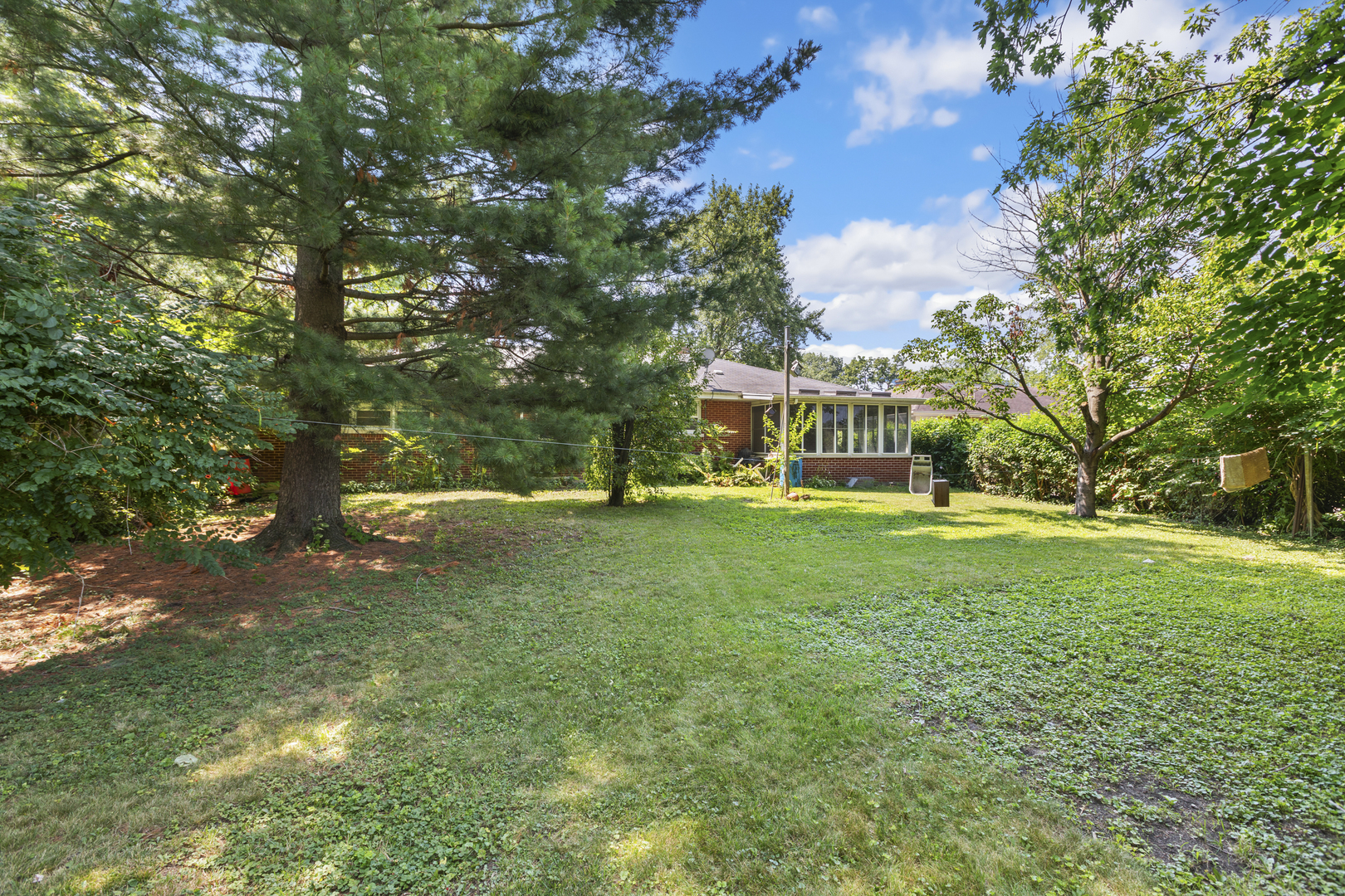 381 W Exchange Street, Crete, IL 60417