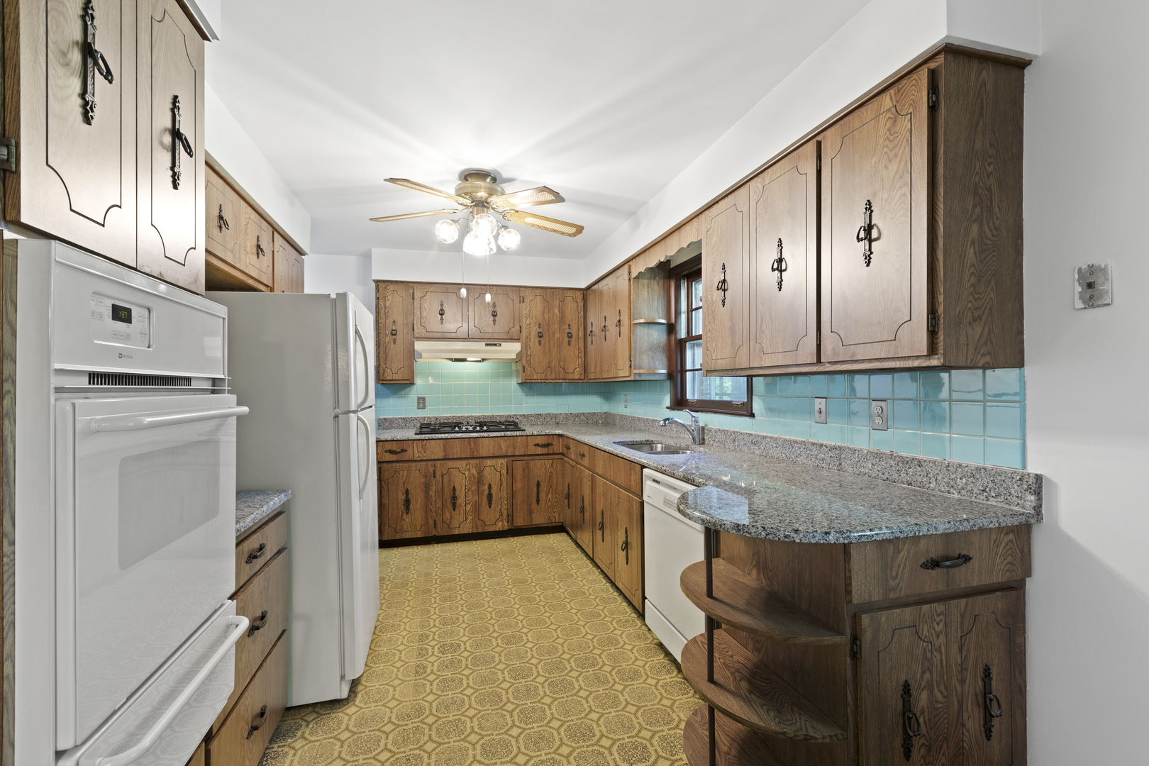 381 W Exchange Street, Crete, IL 60417