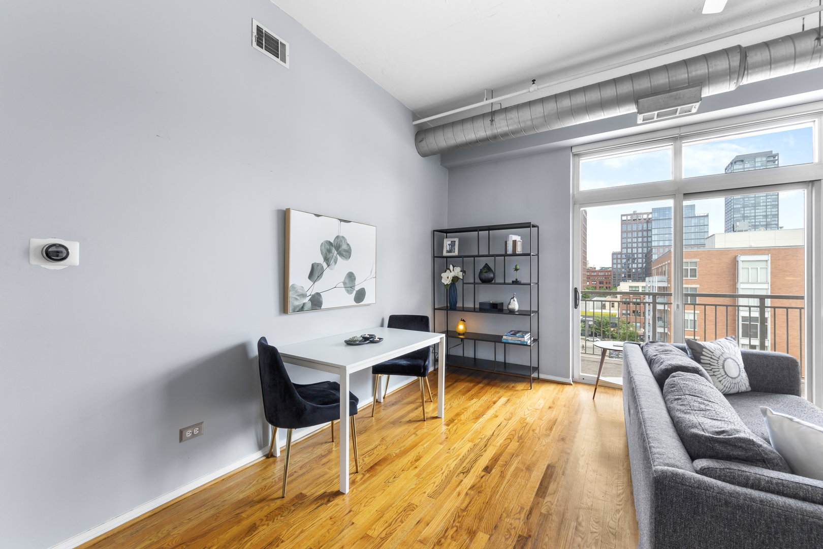 950 W MONROE Street #616, Chicago, IL 60607