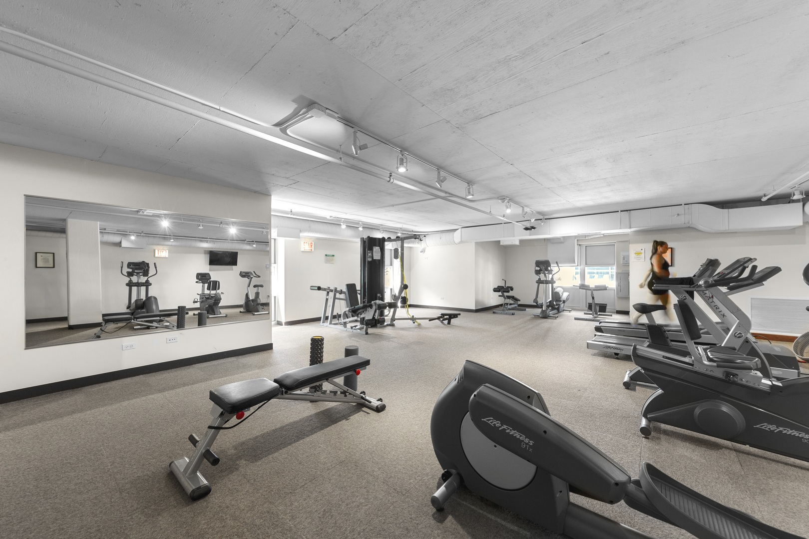 950 W MONROE Street #616, Chicago, IL 60607