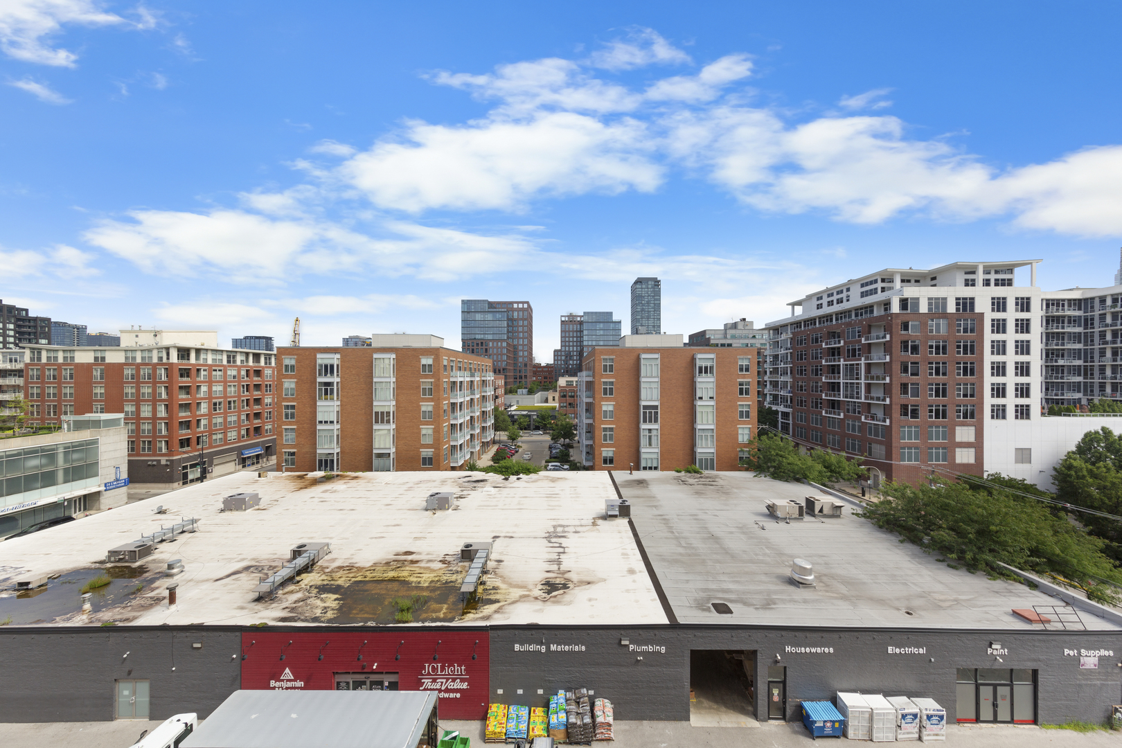 950 W MONROE Street #616, Chicago, IL 60607