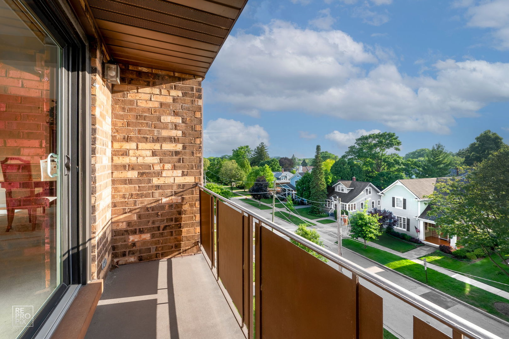 121 S Vail Avenue #504, Arlington Heights, IL 60005