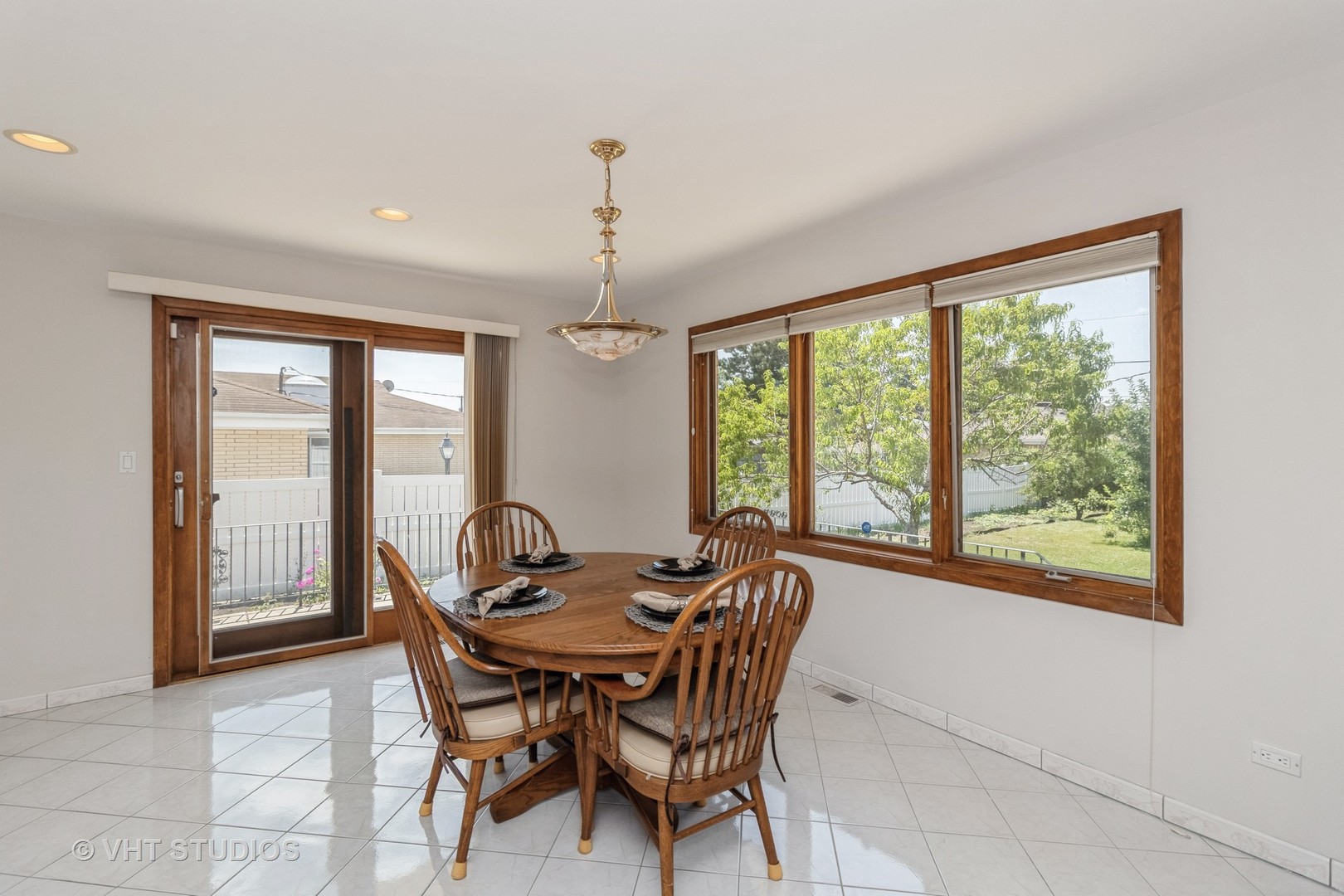 4846 N Crescent Avenue, Norridge, IL 60706
