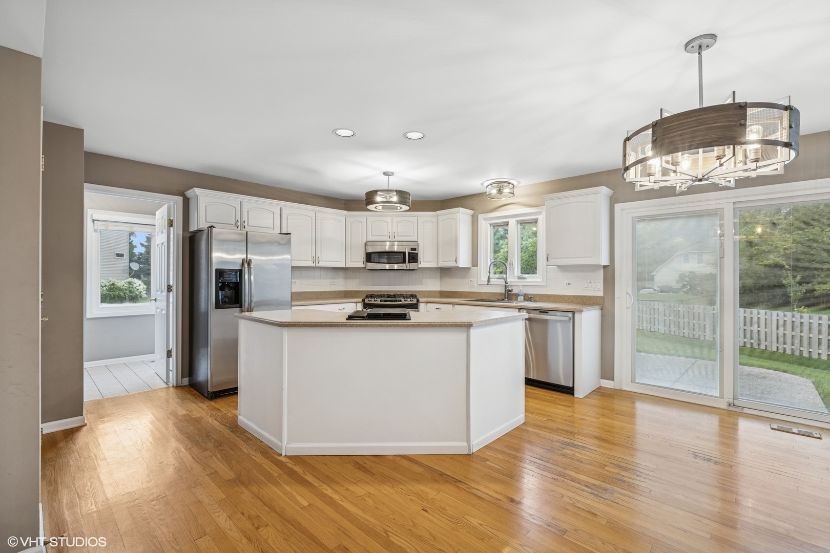401 Kerry Court, Prospect Heights, IL 60070
