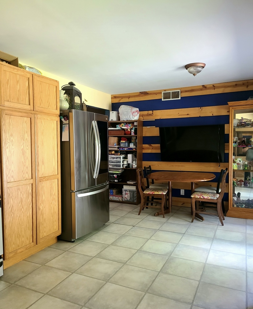 230 Barr Street, Braidwood, IL 60408