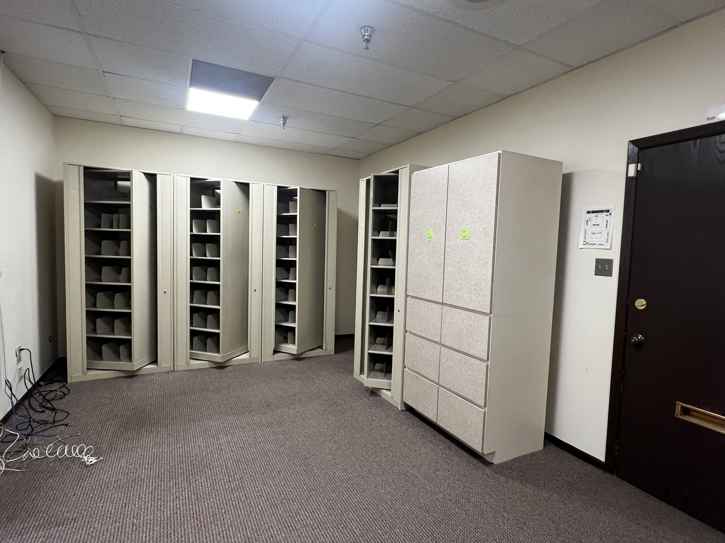 9944 S ROBERTS Road #107, Palos Hills, IL 60465