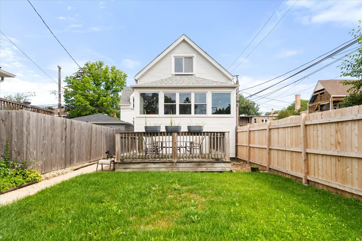 4314 W Henderson Street, Chicago, IL 60641