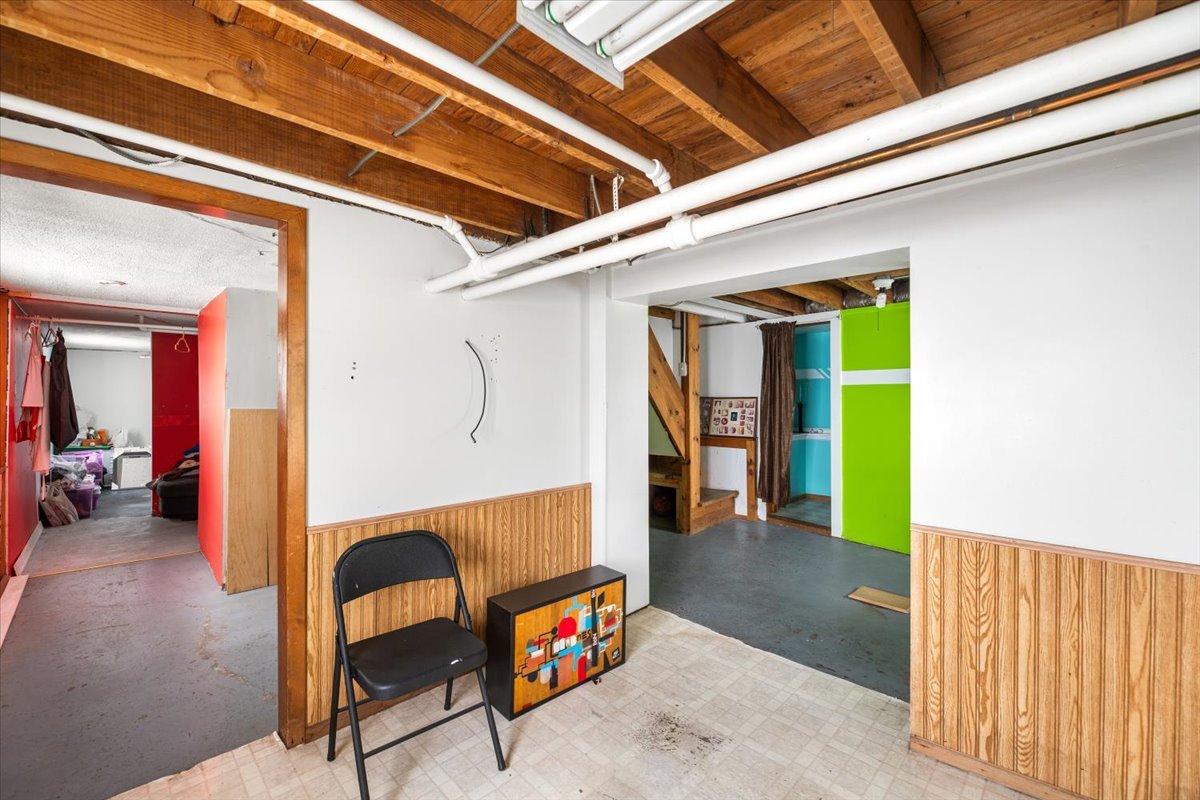 4314 W Henderson Street, Chicago, IL 60641