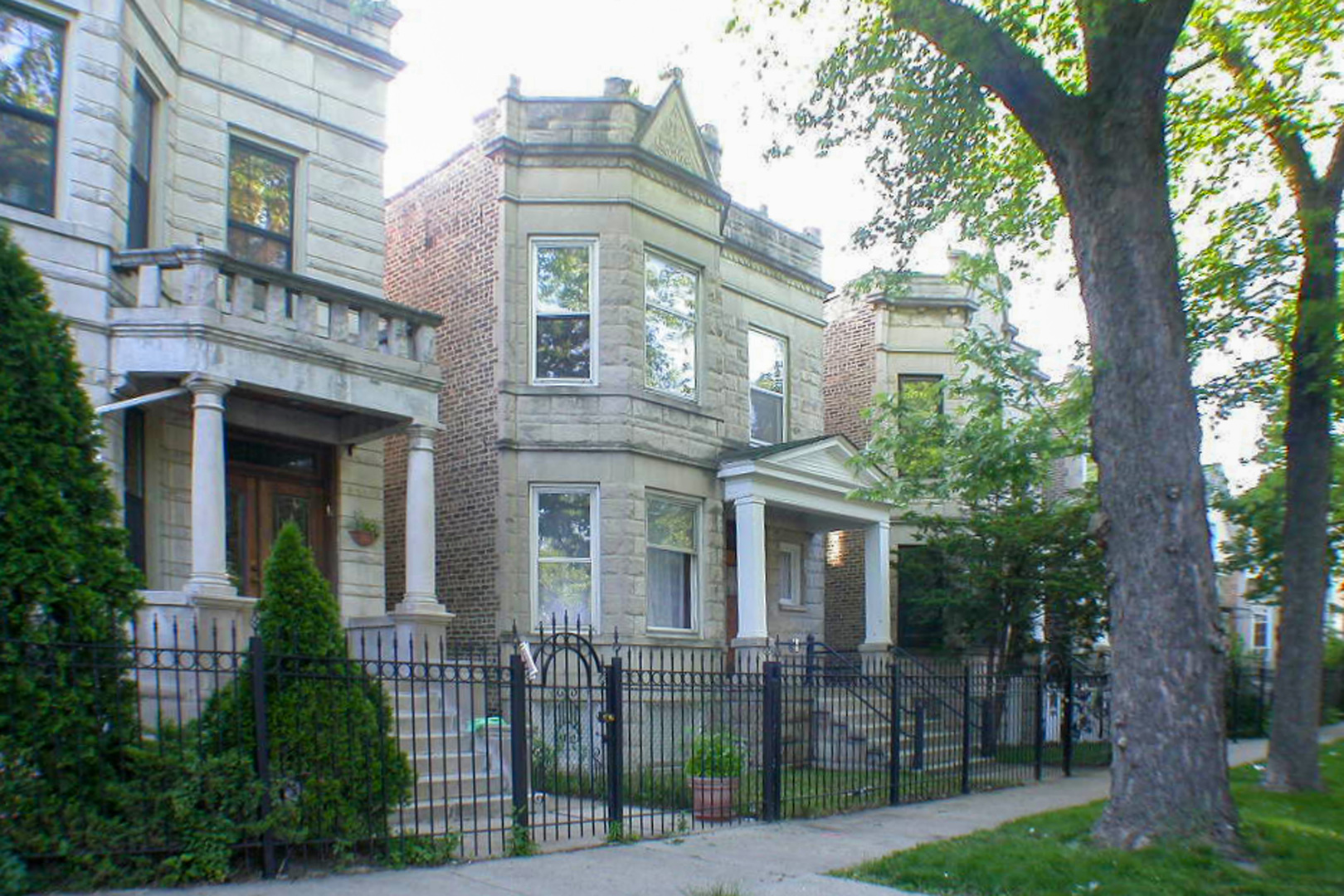 2036 N Sawyer Avenue #A, Chicago, IL 60647