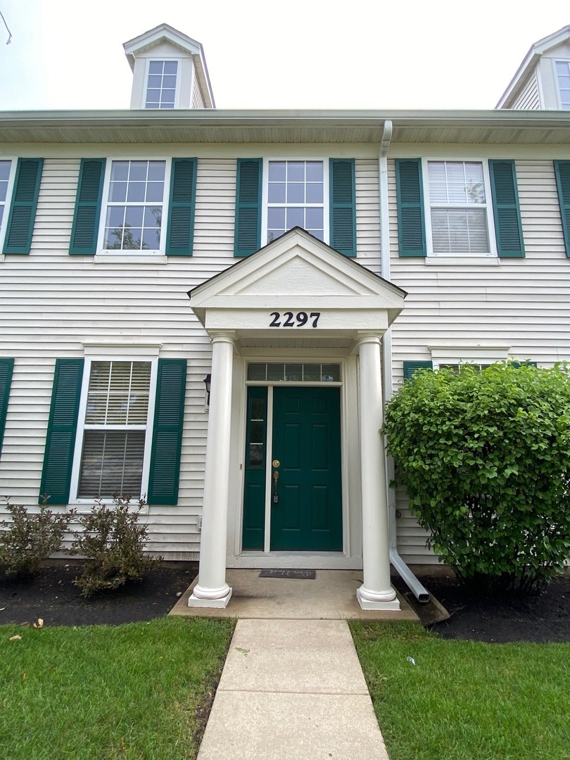 2297 GEORGETOWN Circle #2297, Aurora, IL 60503