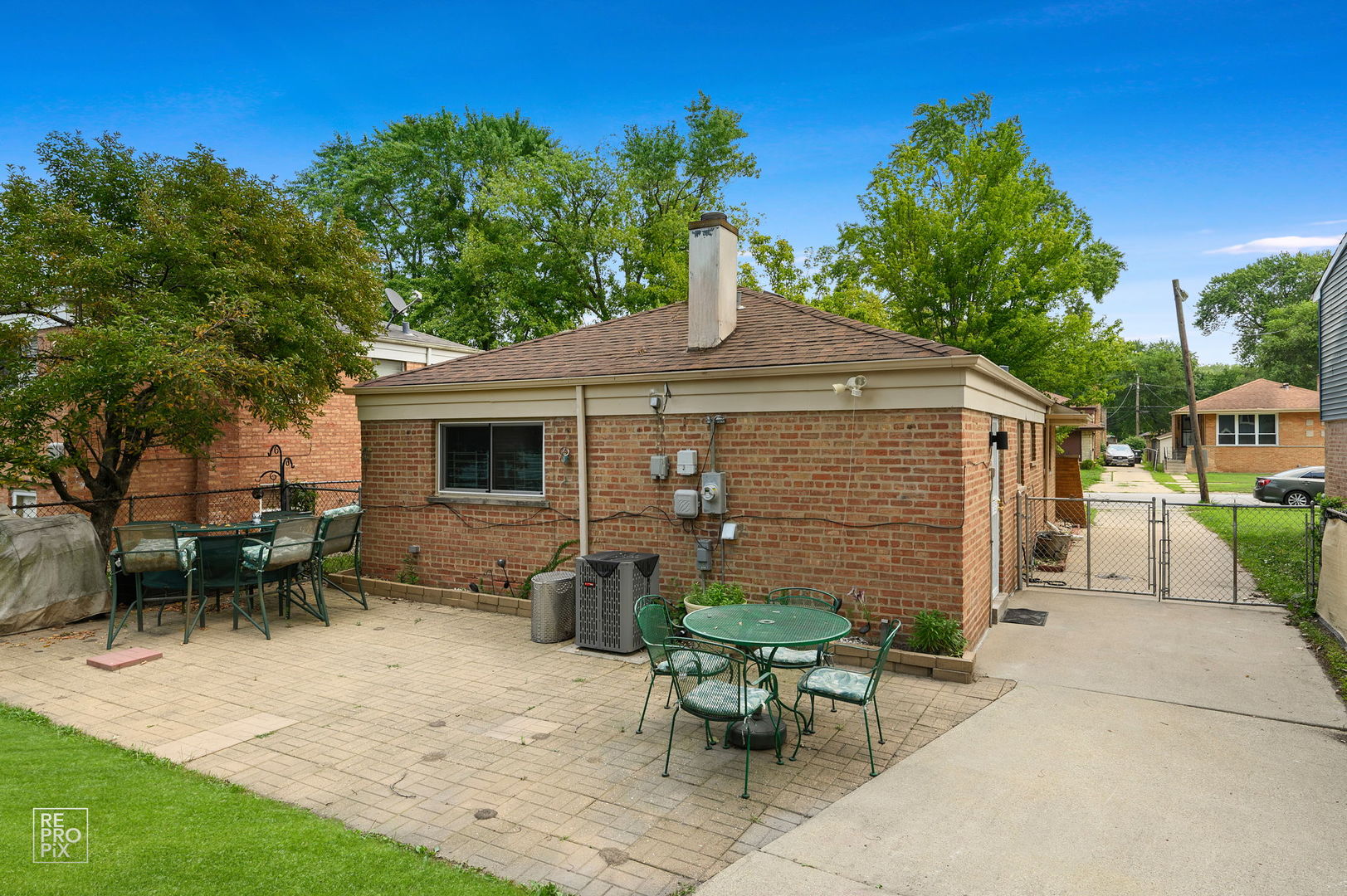 14622 Dorchester Avenue, Dolton, IL 60419