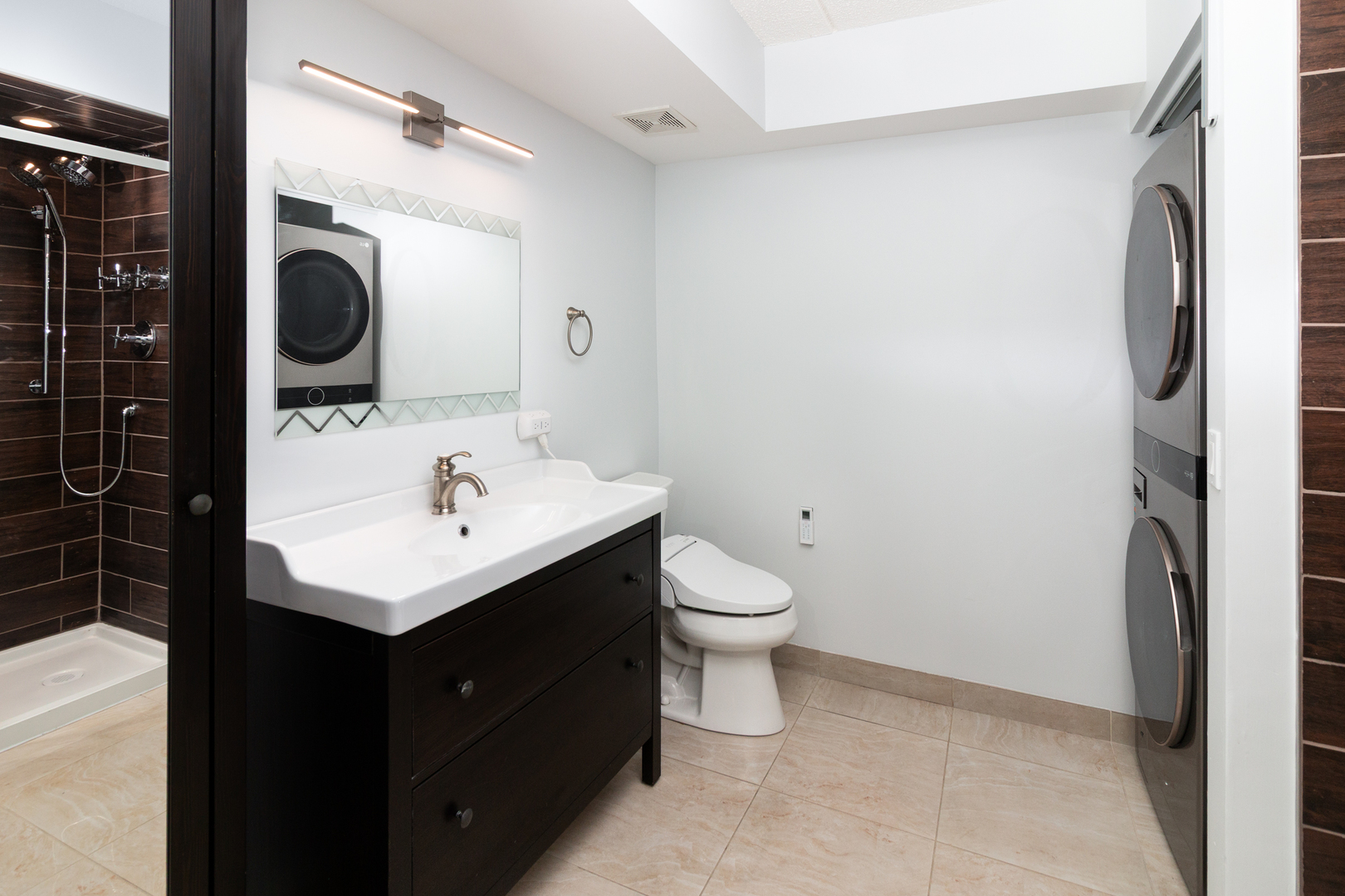 7071 W Touhy Avenue #307, Niles, IL 60714