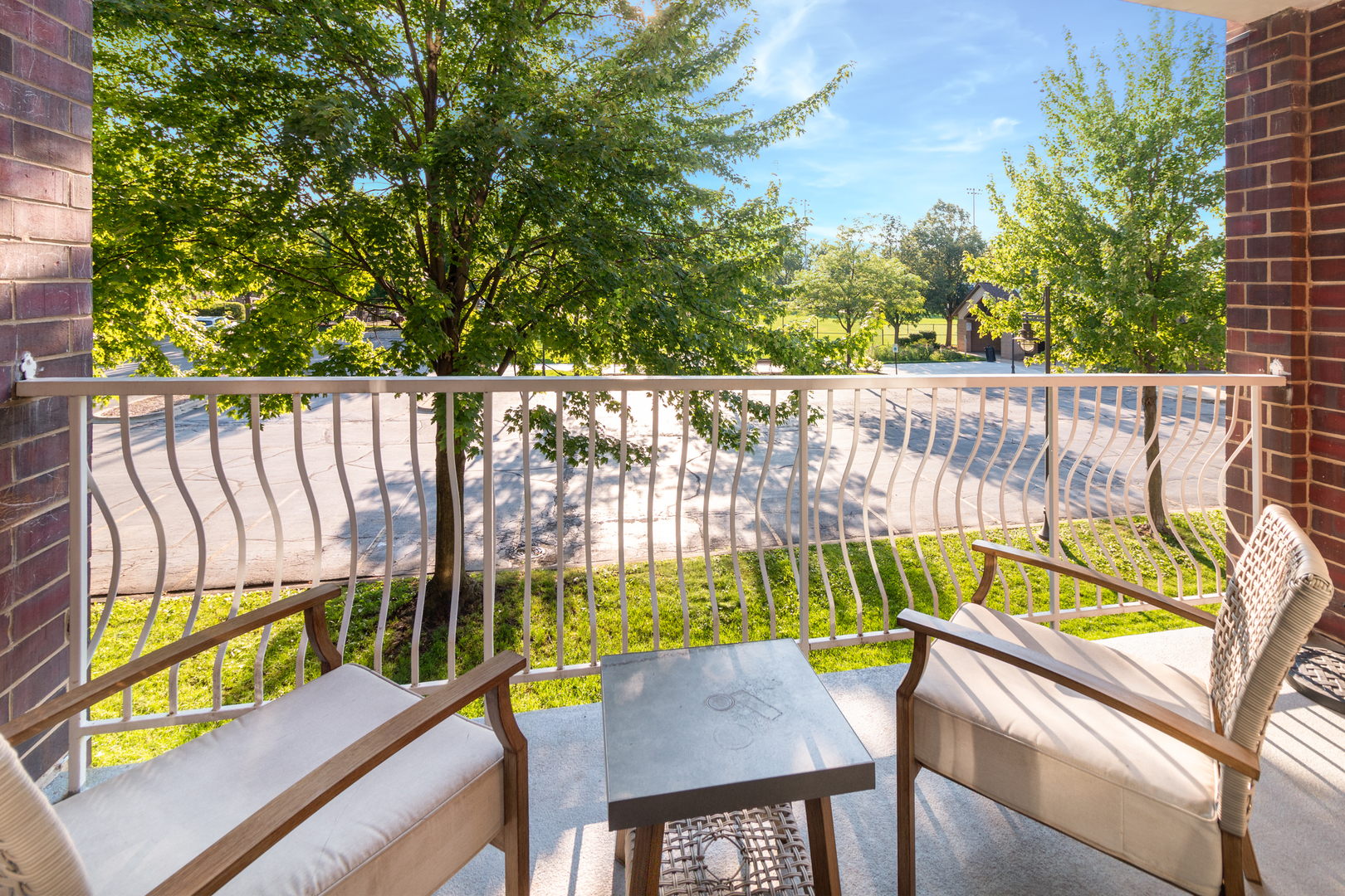 7071 W Touhy Avenue #307, Niles, IL 60714