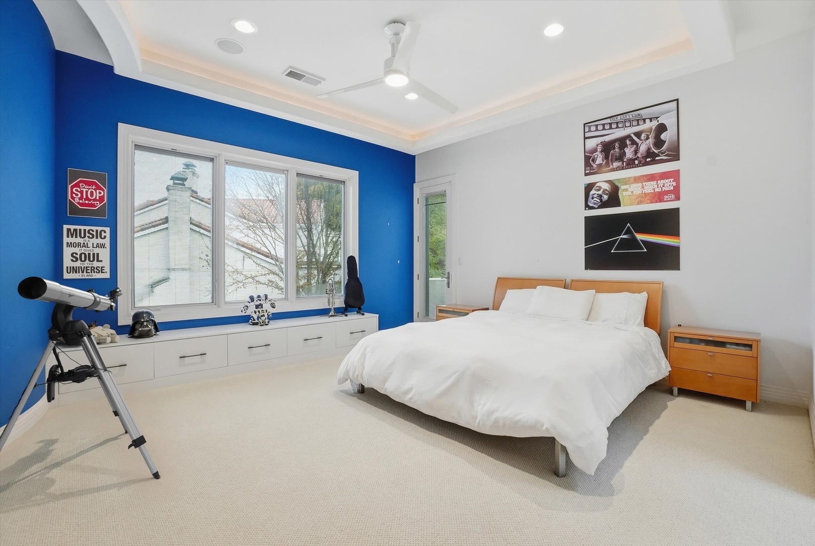 920 Saint Stephen's Green, Oak Brook, IL 60523