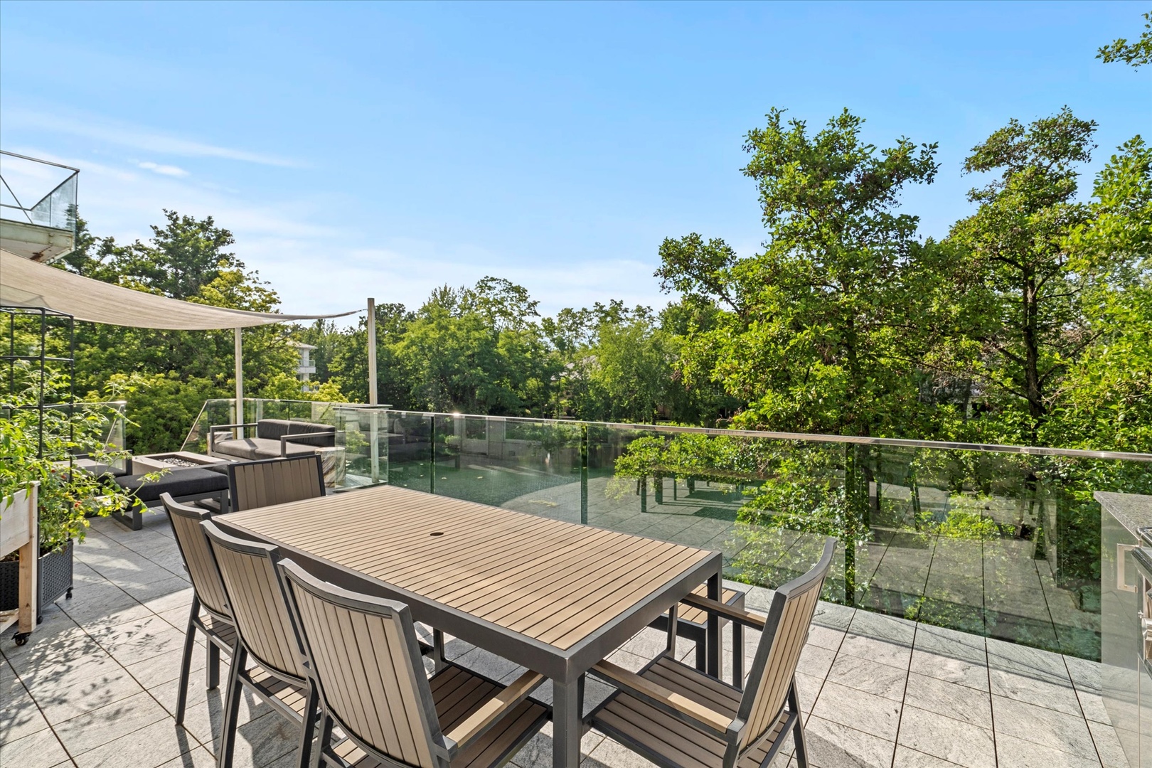 920 Saint Stephen's Green, Oak Brook, IL 60523