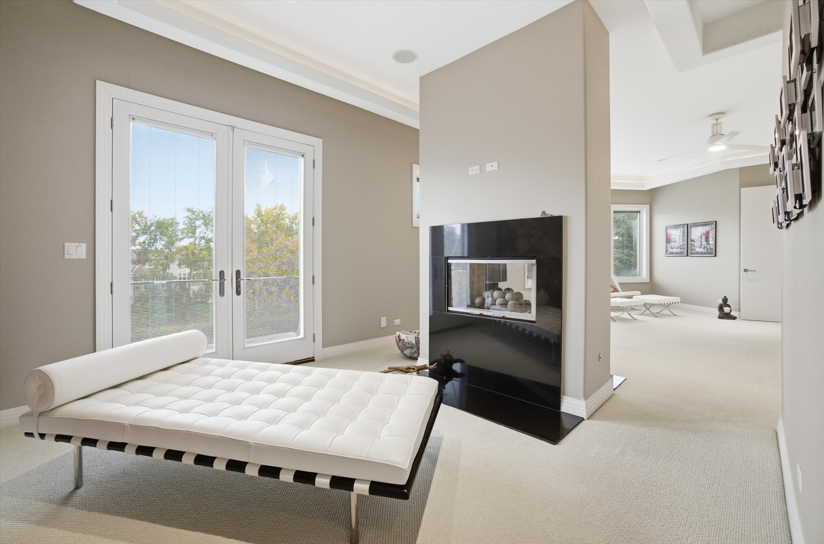 920 Saint Stephen's Green, Oak Brook, IL 60523