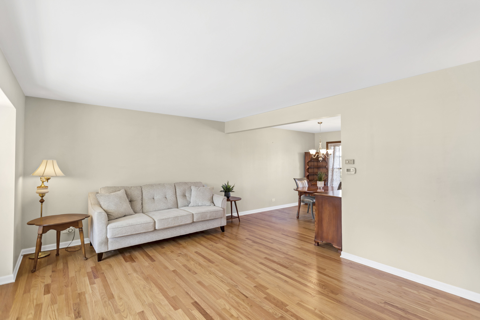 915 N Saratoga Drive, Palatine, IL 60074