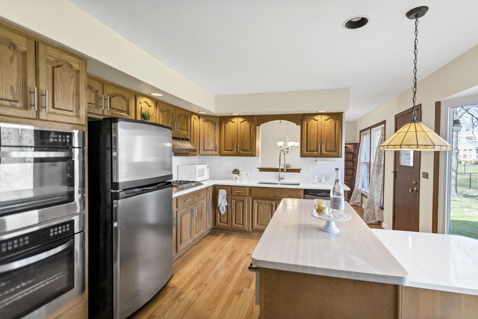 915 N Saratoga Drive, Palatine, IL 60074