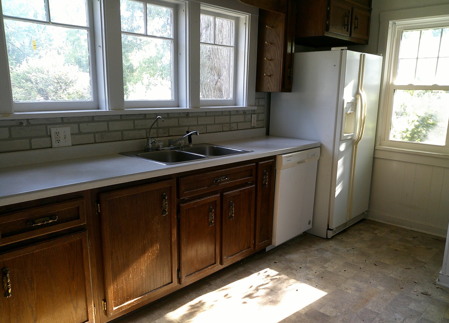 365 S Taylor Avenue, Decatur, IL 62522