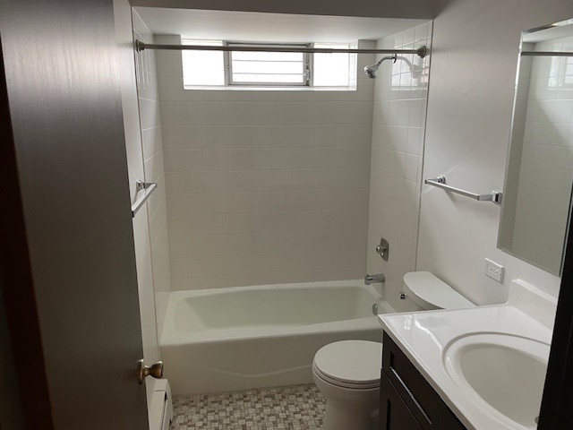 7730 Wildwood Court #2N, Darien, IL 60561
