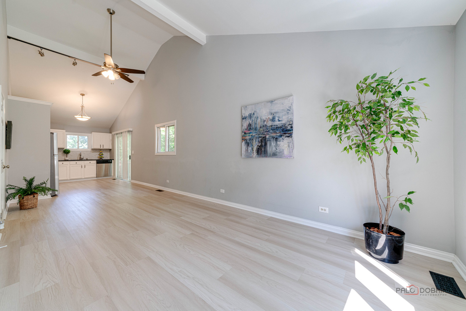 26829 N Circle Drive, Mundelein, IL 60060