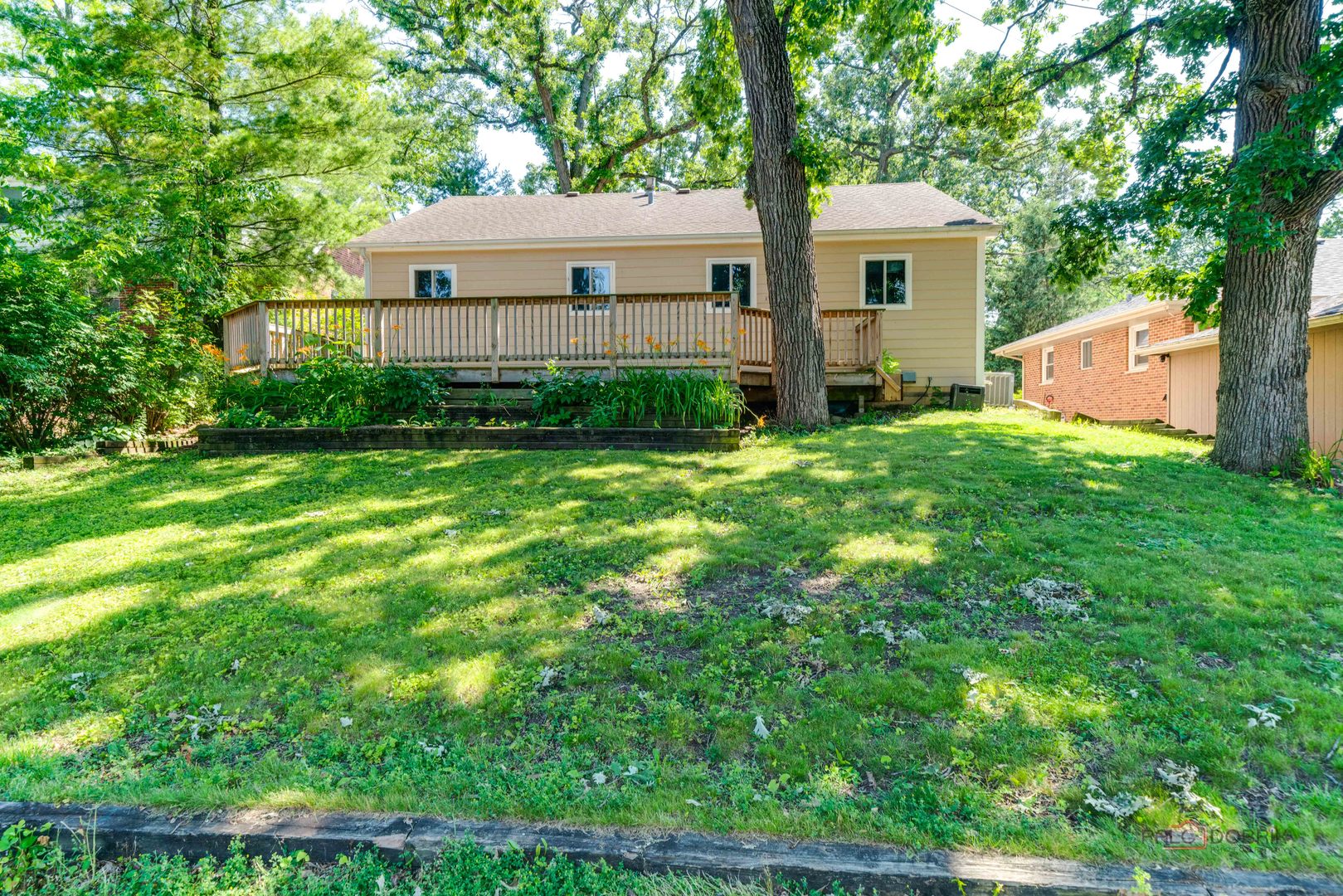 26829 N Circle Drive, Mundelein, IL 60060
