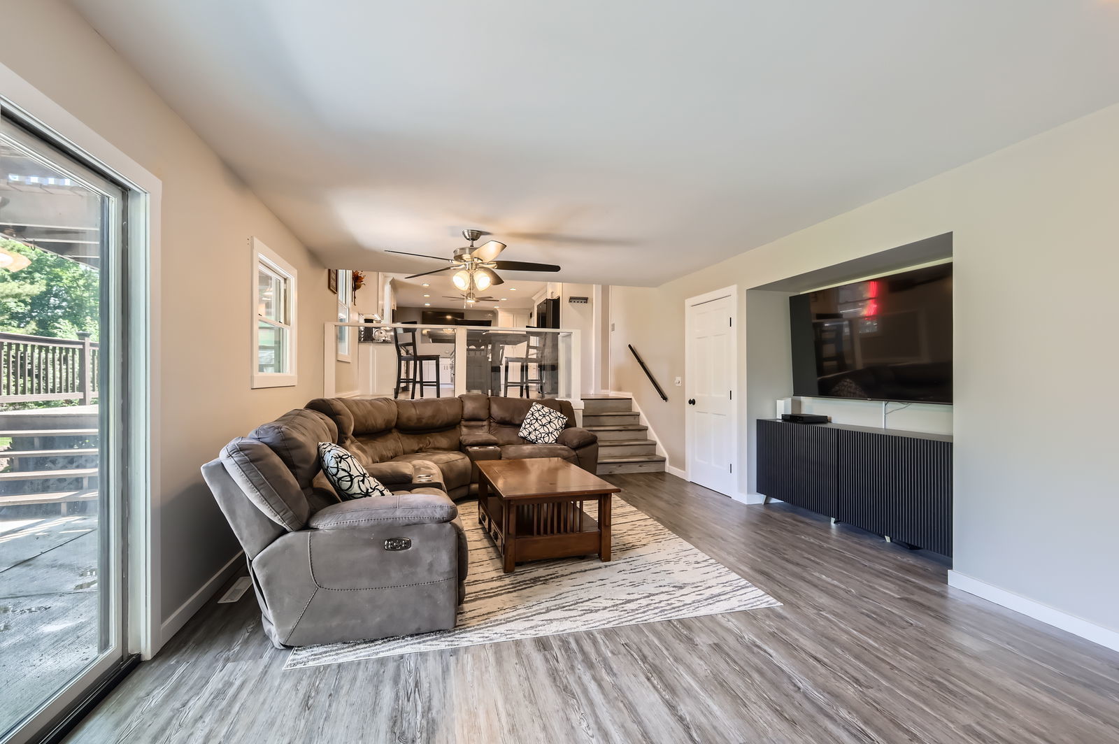 1718 Rosewood Lane, Johnsburg, IL 60051