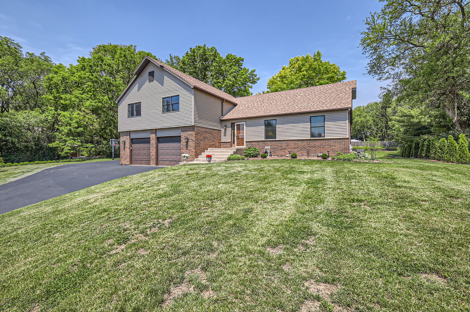 1718 Rosewood Lane, Johnsburg, IL 60051
