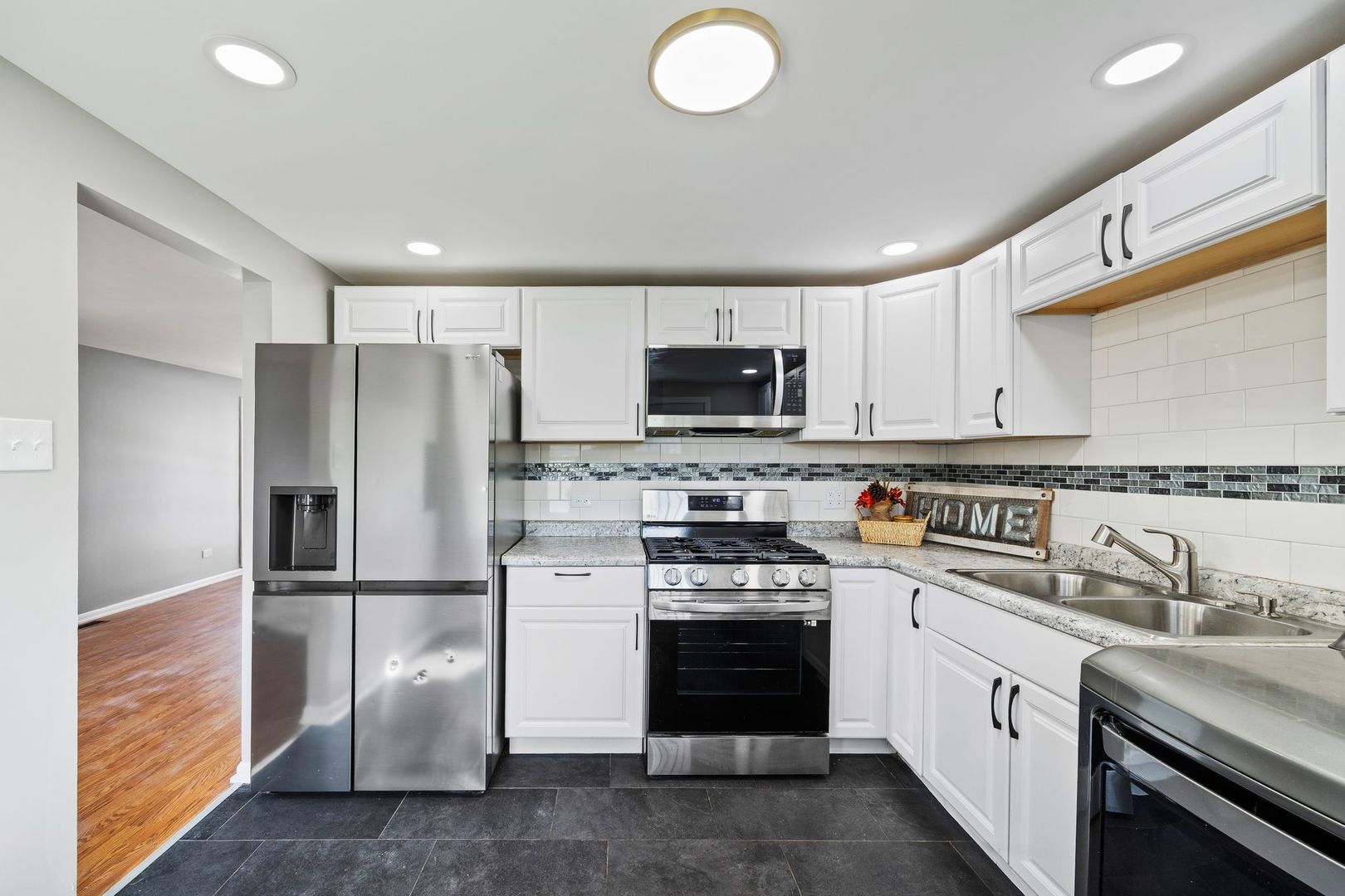 162 Frederick Drive, Chicago Heights, IL 60411