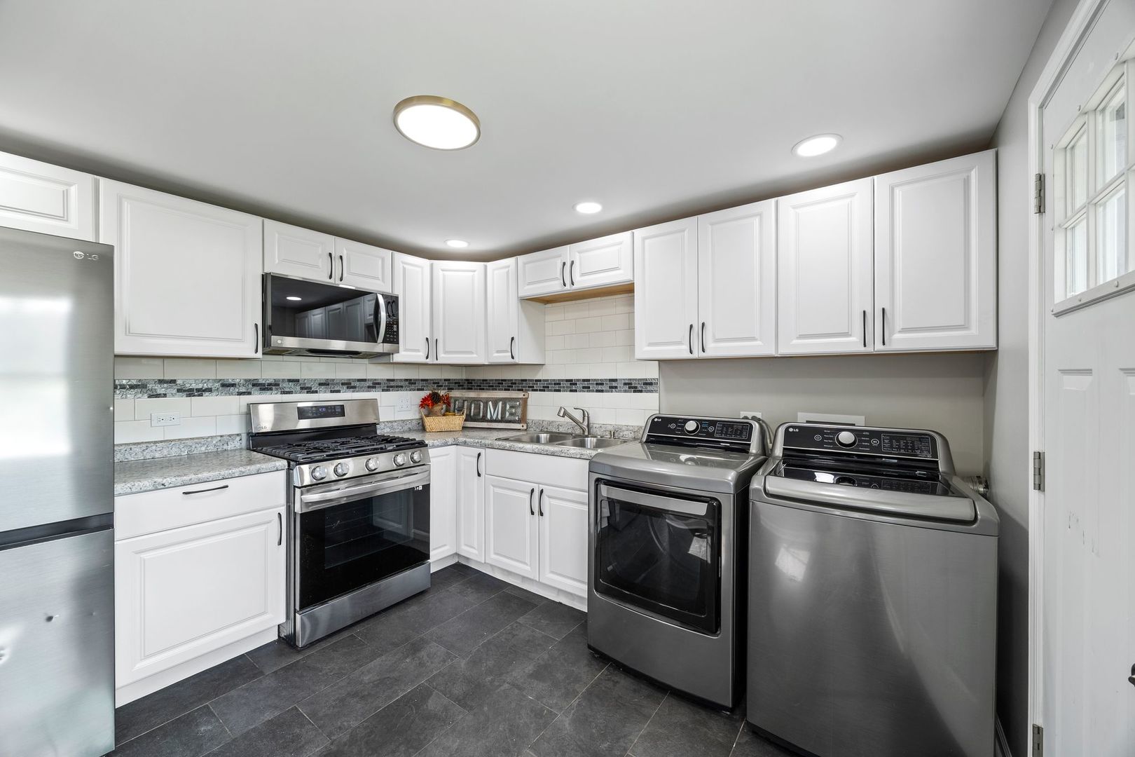162 Frederick Drive, Chicago Heights, IL 60411