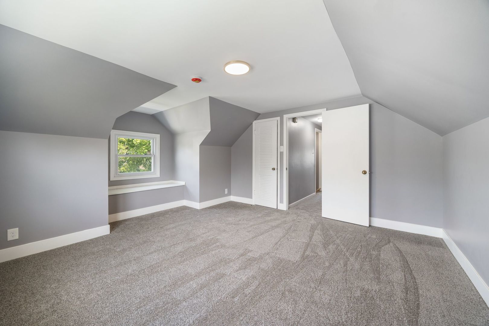 162 Frederick Drive, Chicago Heights, IL 60411