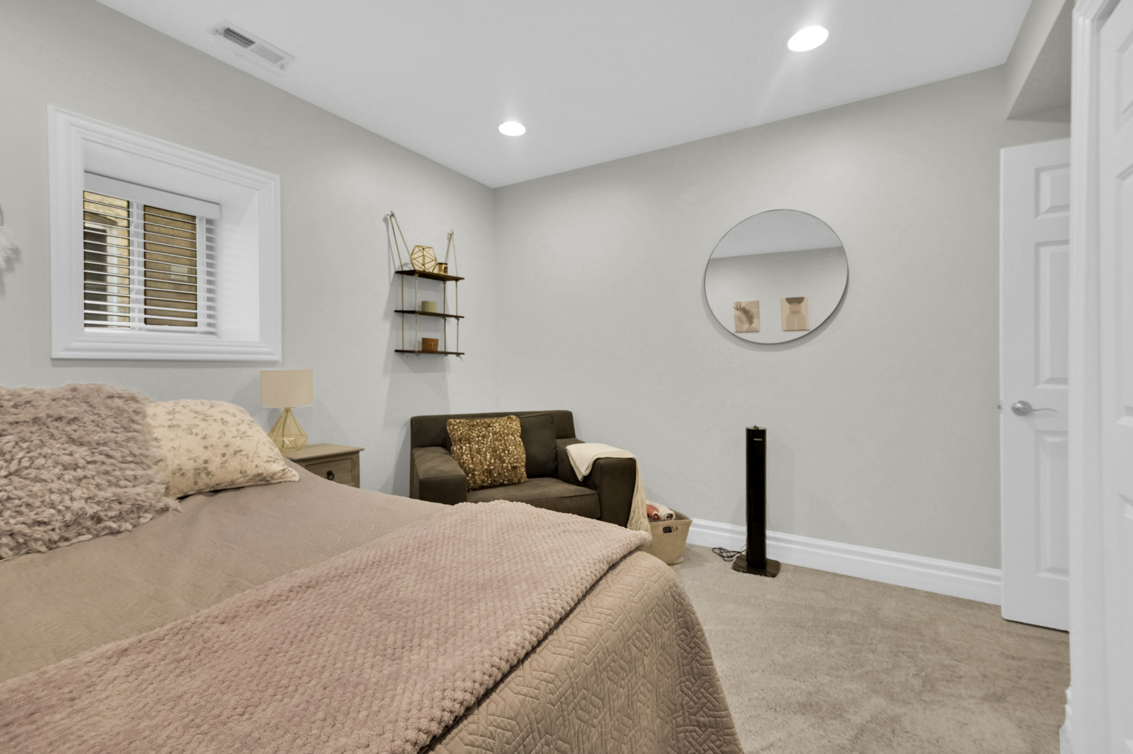 2307 W Walton Street #GW, Chicago, IL 60622
