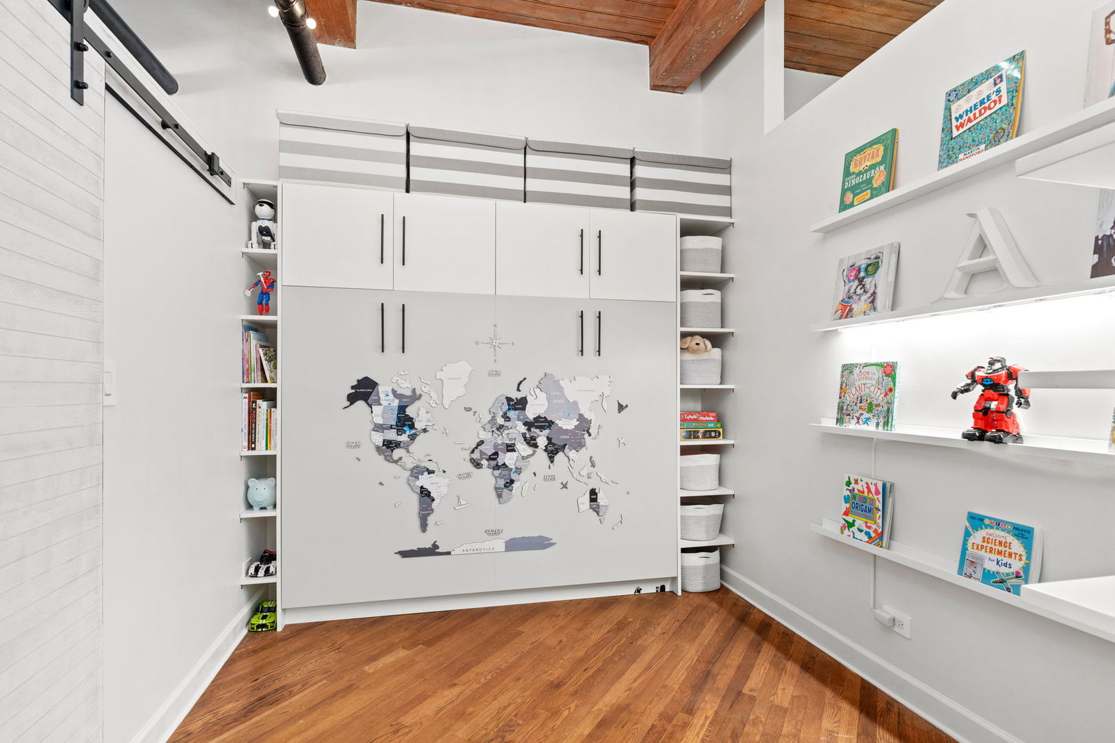 1000 W Washington Boulevard #226, Chicago, IL 60607
