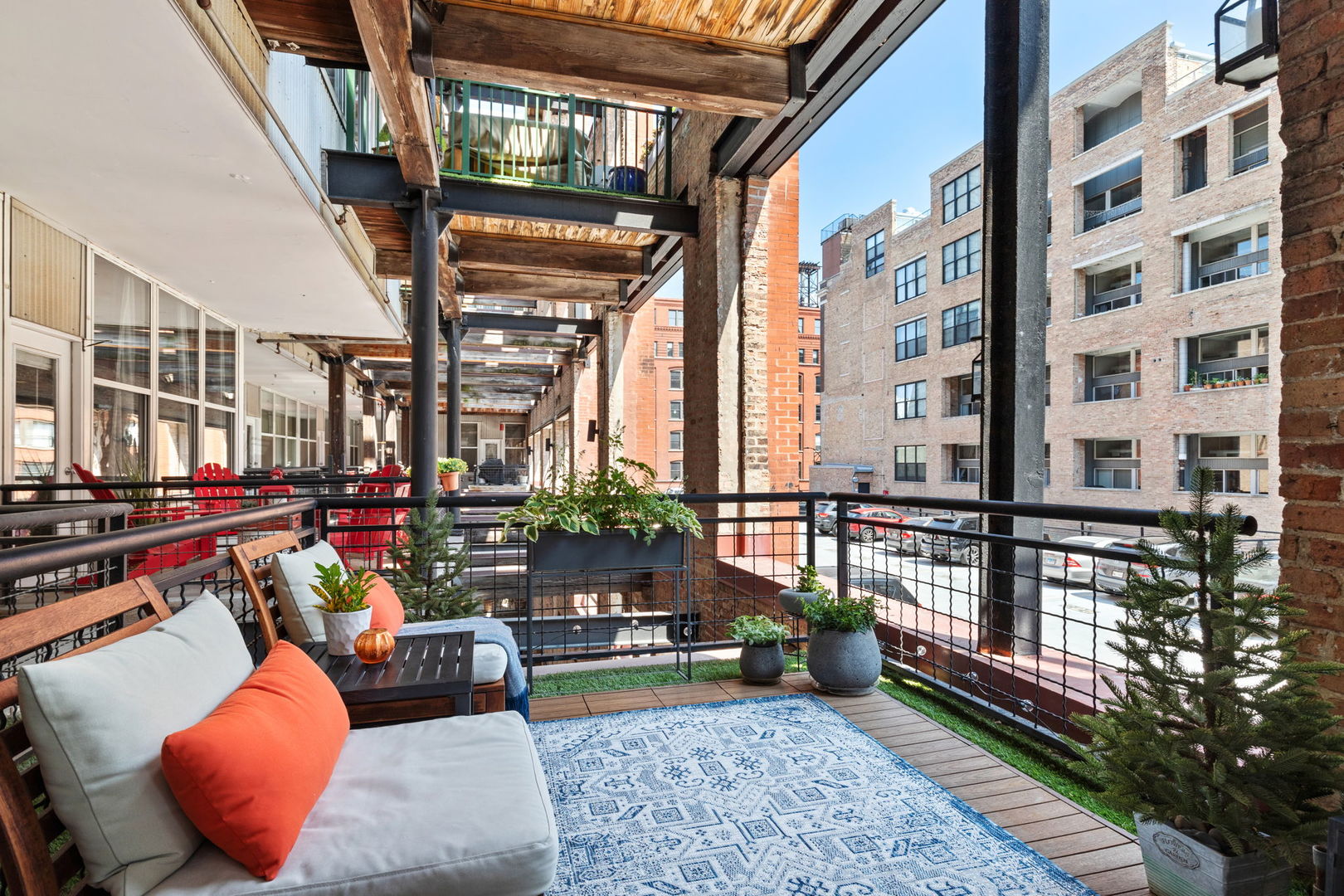 1000 W Washington Boulevard #226, Chicago, IL 60607