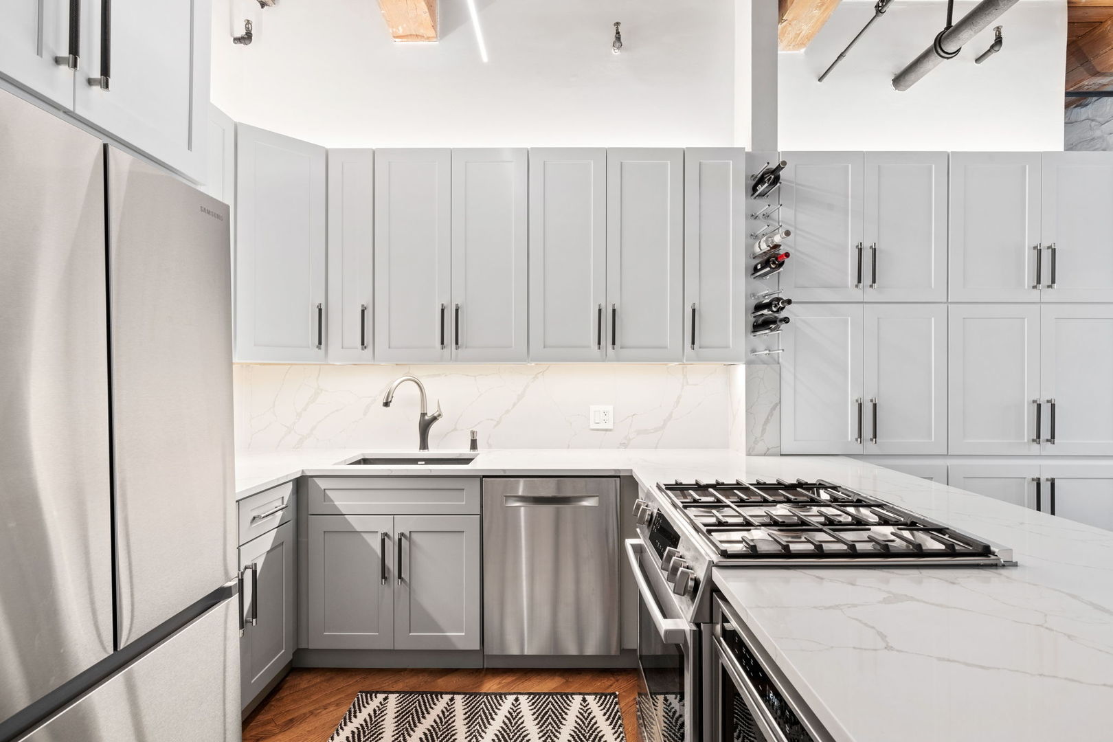 1000 W Washington Boulevard #226, Chicago, IL 60607