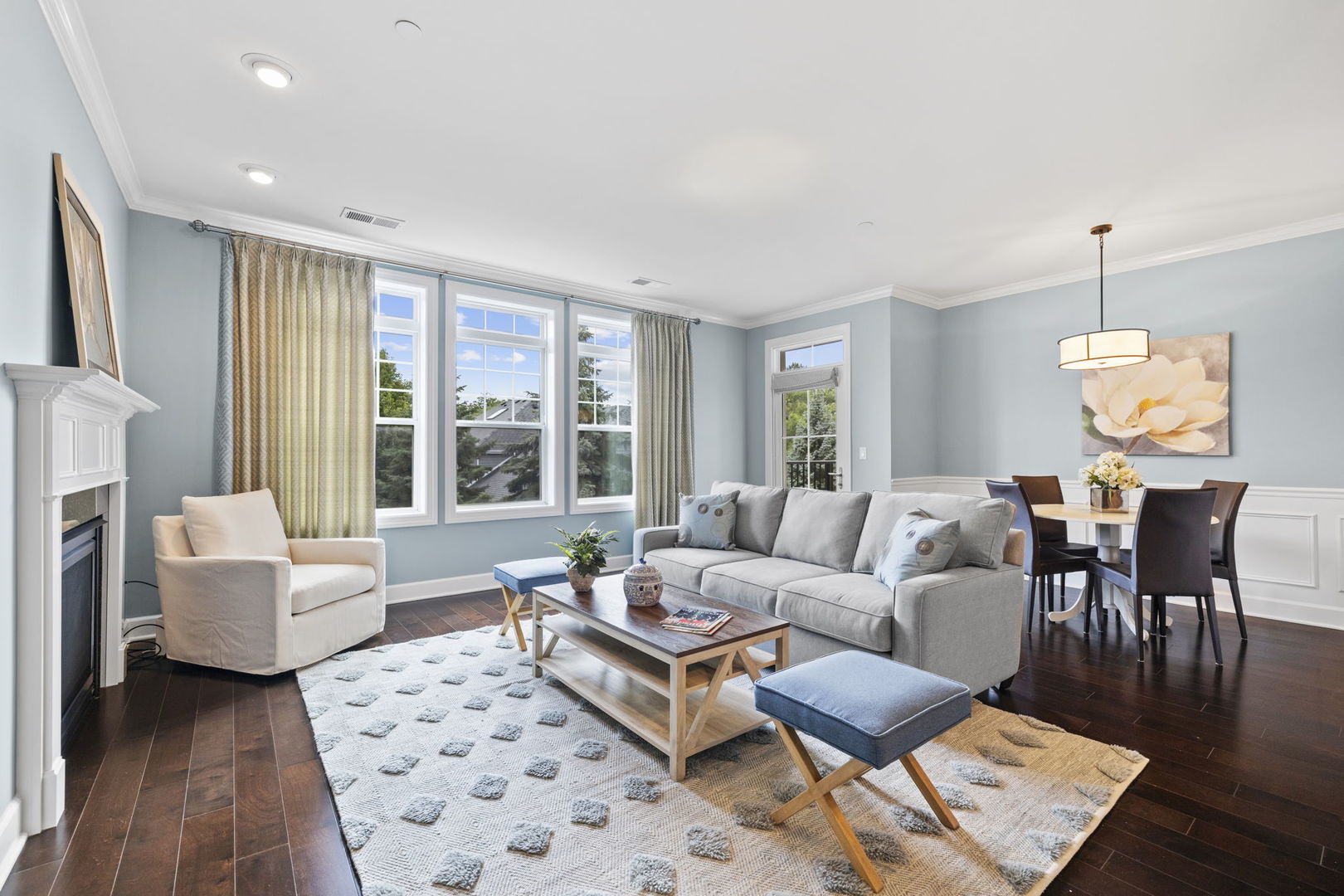 8 E Kennedy Avenue #206, Hinsdale, IL 60521